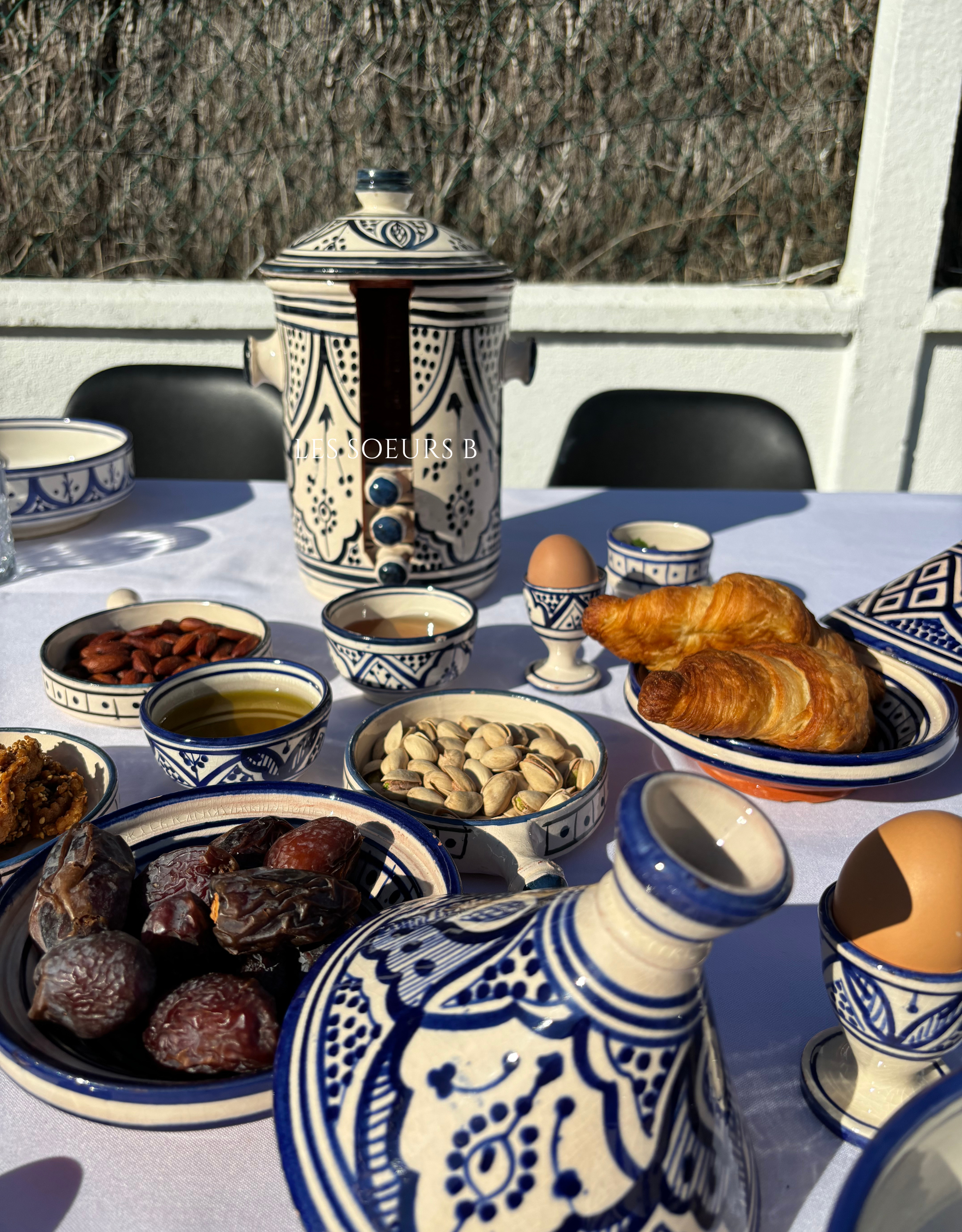 Service à six poêlons