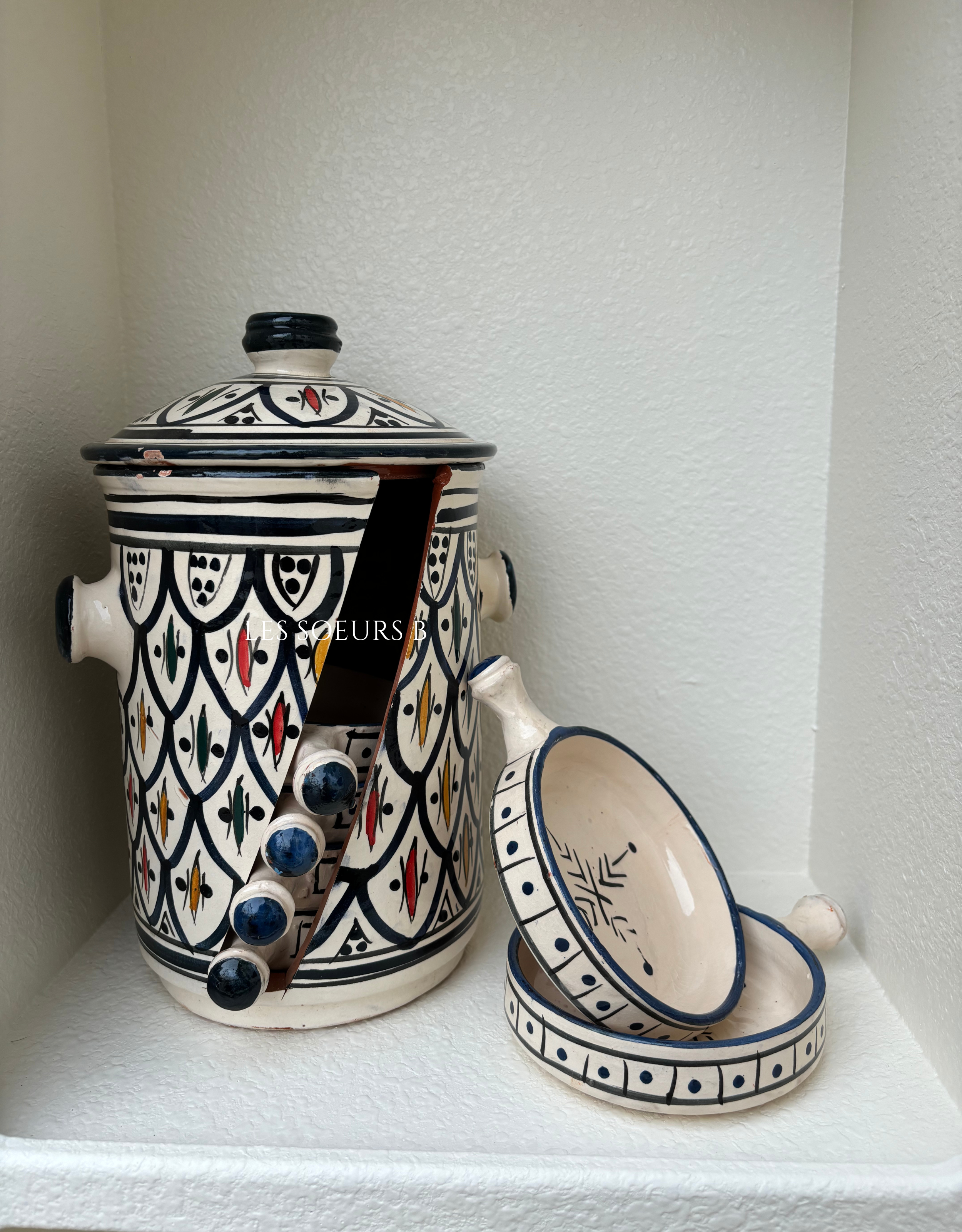 Service à six poêlons