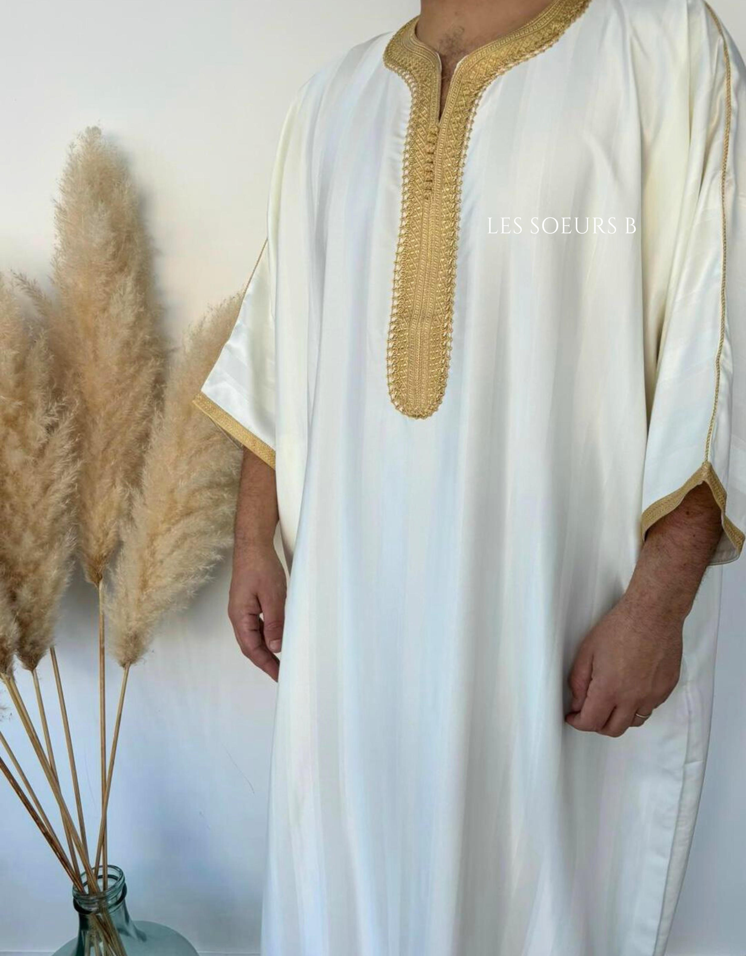 Abaya écru et dorée - Réf : 4068