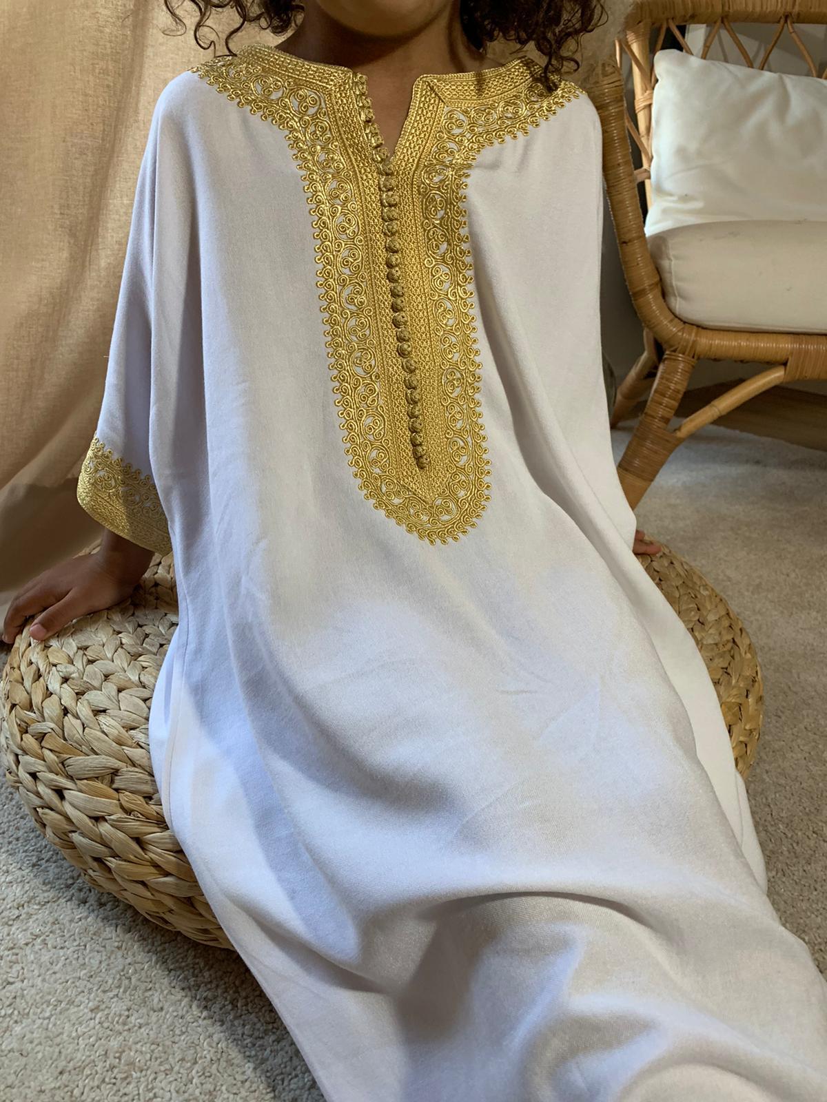Abaya blanche et dorée - Réf : 6002