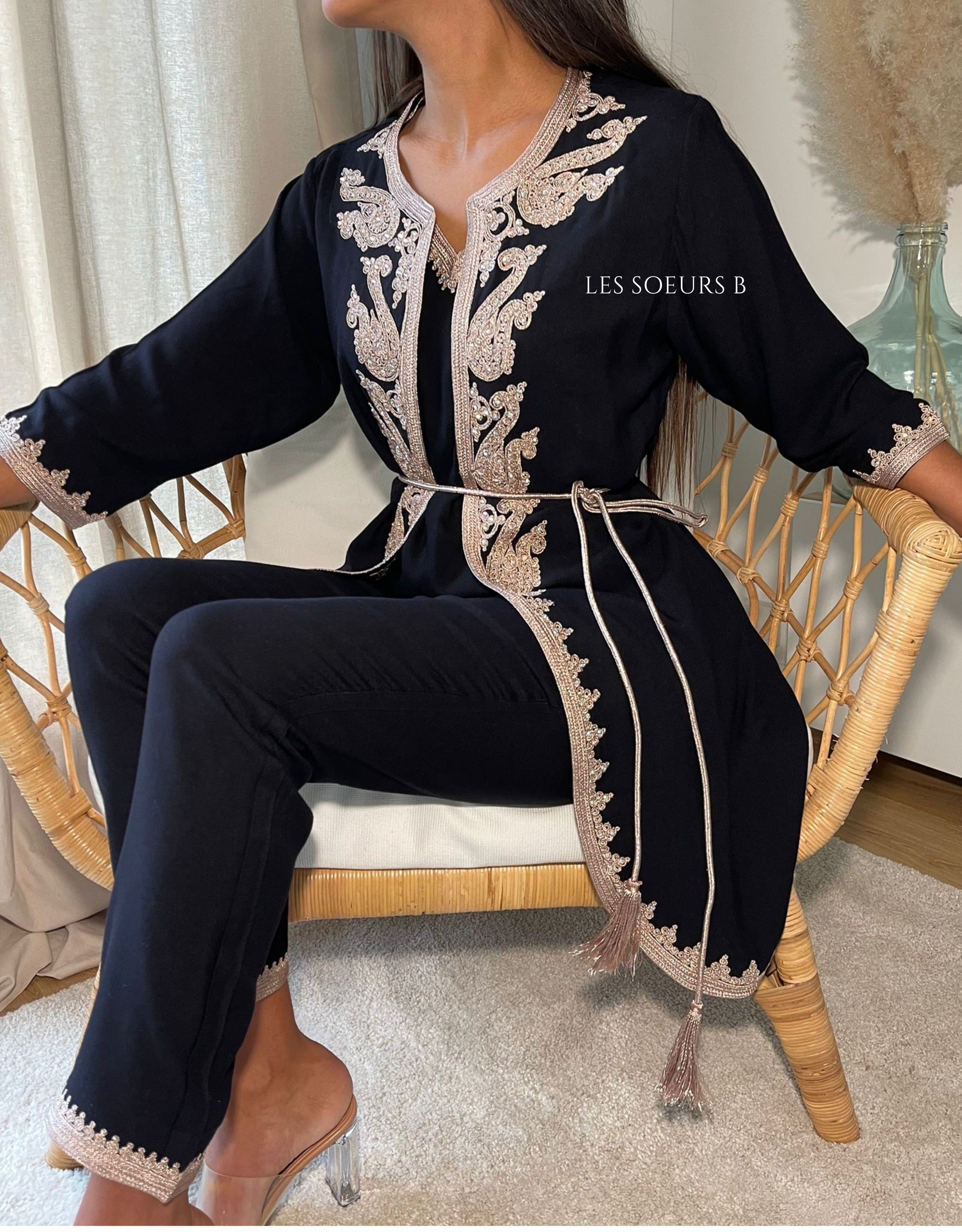 Jabador, 3 pièces - Réf  2010